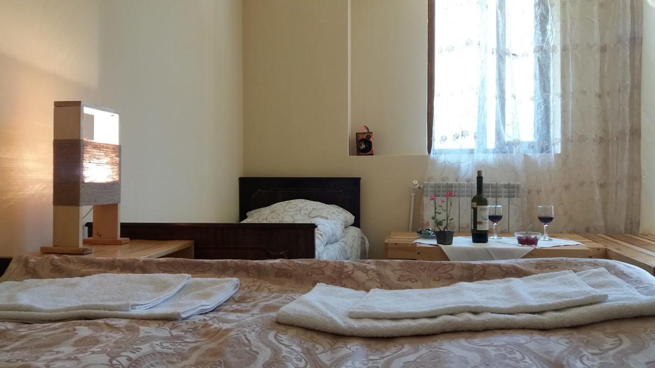 Arami Guest House Dilijan Eksteriør billede