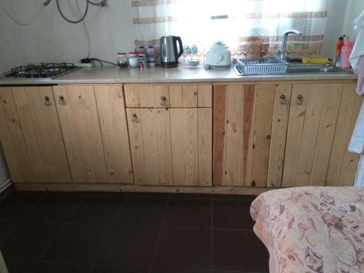 Arami Guest House Dilijan Eksteriør billede